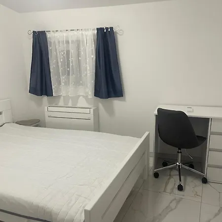 Апартаменты Apartmaji Garden *