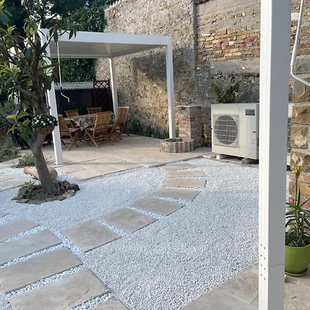 Apartmaji Garden